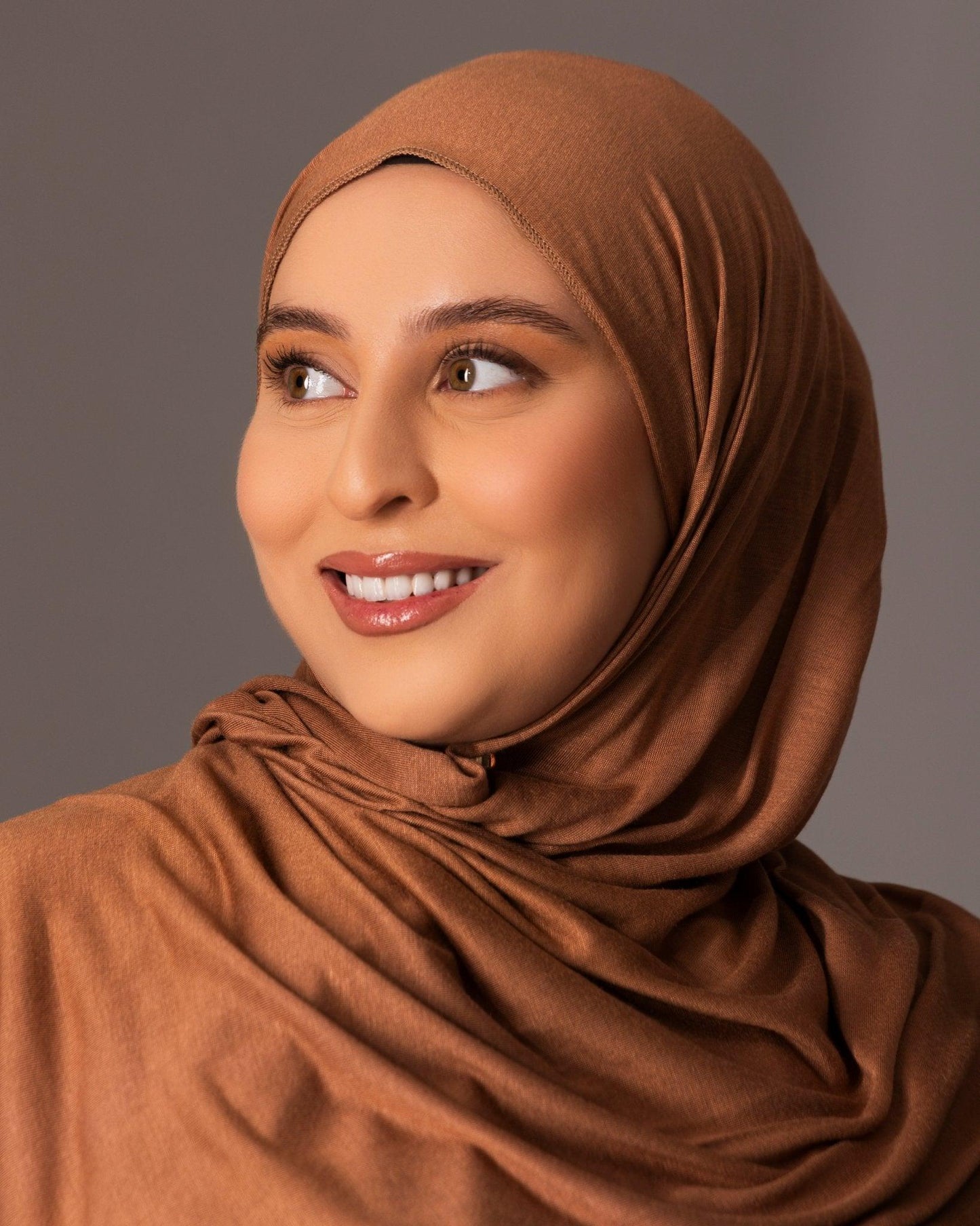 Premium Jersey Hijab - Warm Caramel - Hals and Sals