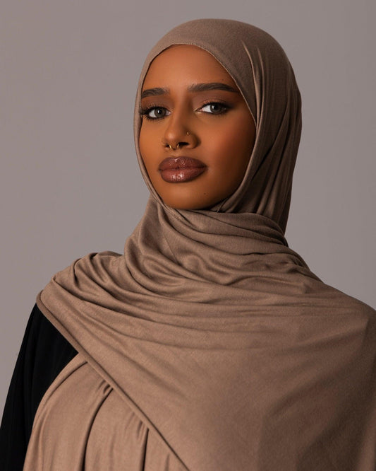 Premium Jersey Hijab – Cocoa Taupe - Hals and Sals