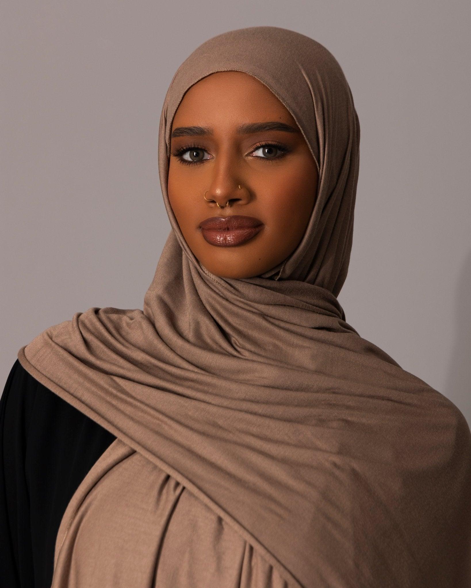 Premium Jersey Hijab – Cocoa Taupe - Hals and Sals