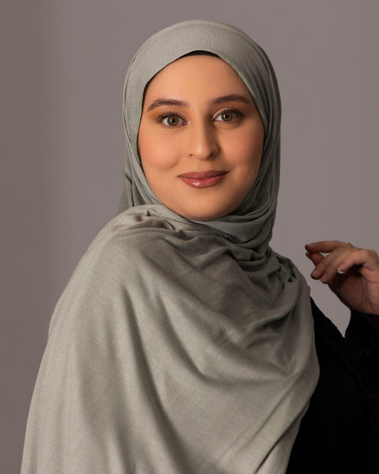 Premium Jersey Hijab – Silvery sage - Hals and Sals
