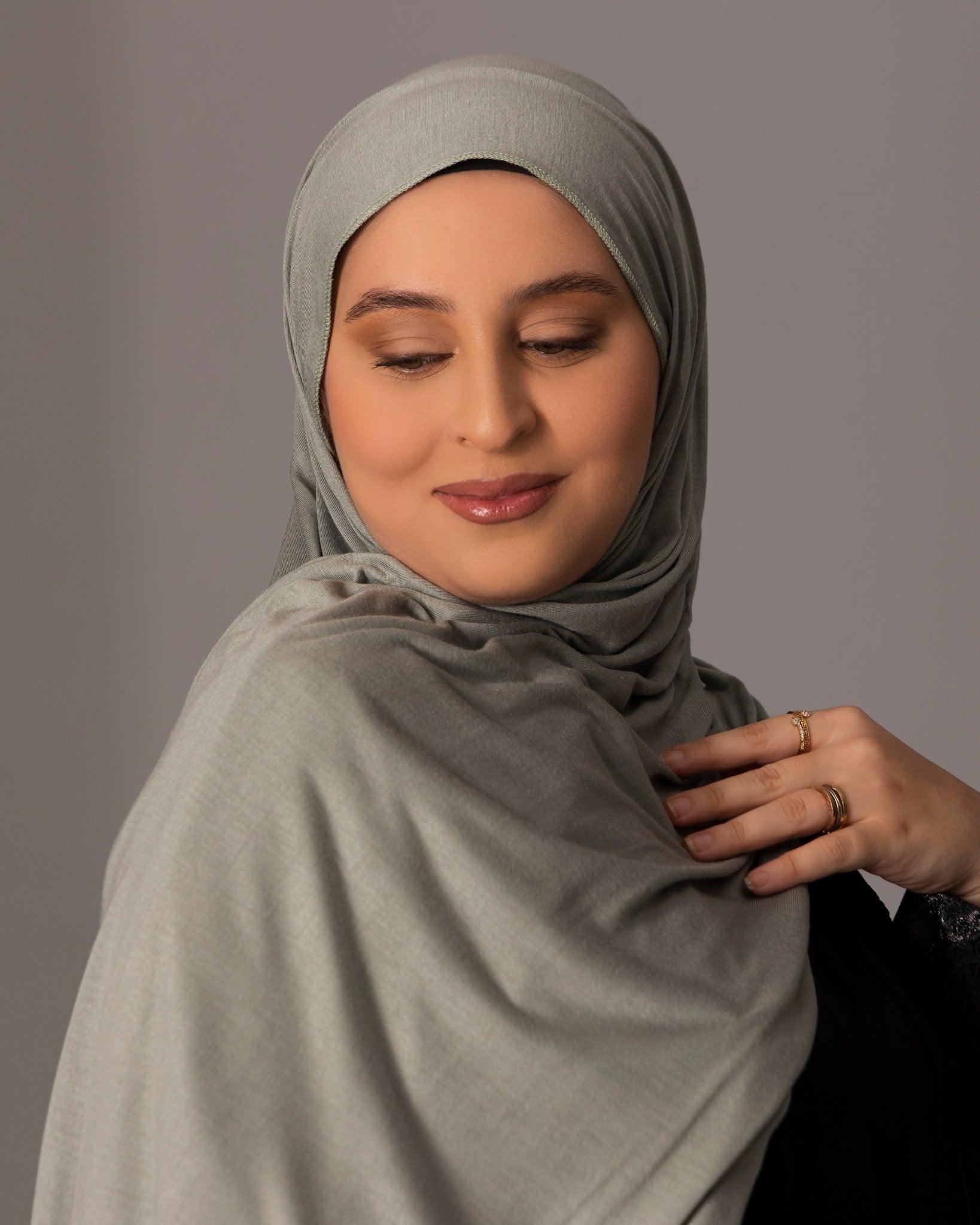 Premium Jersey Hijab – Silvery sage - Hals and Sals