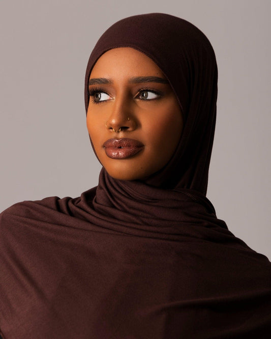Premium Jersey Hijab – Espresso - Hals and Sals