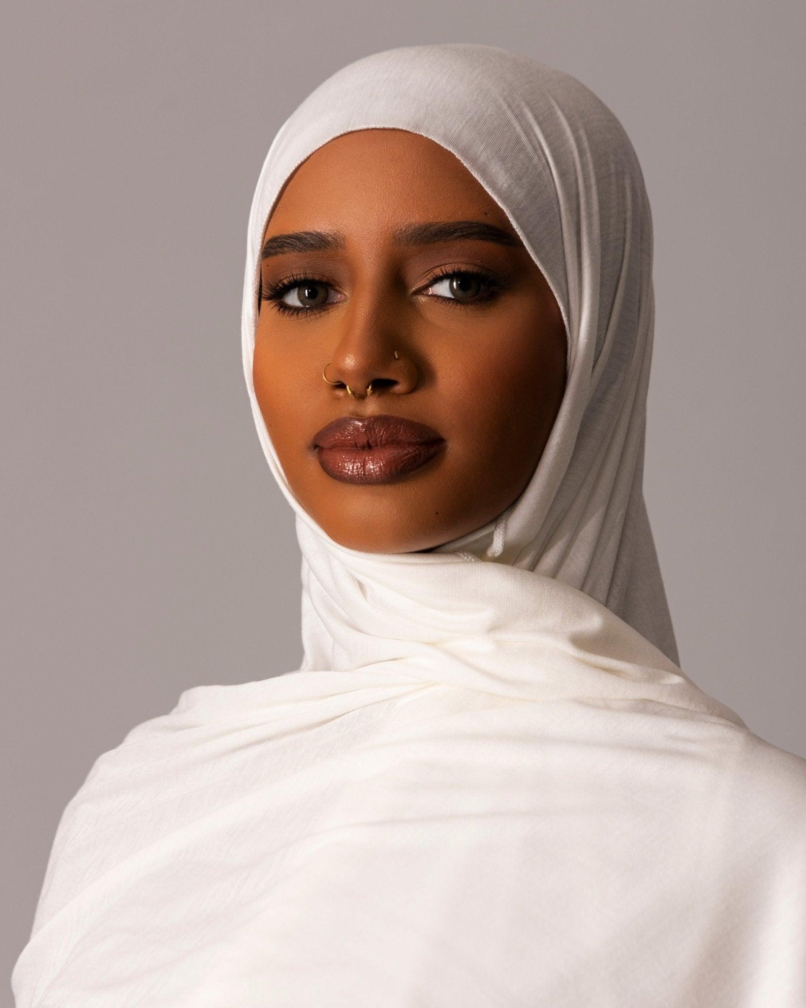 Premium Jersey Hijab – Ivory White - Hals and Sals