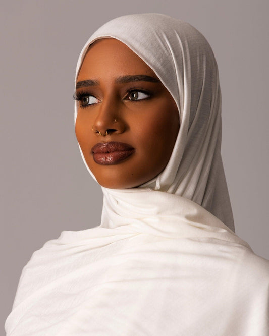 Premium Jersey Hijab – Ivory White - Hals and Sals