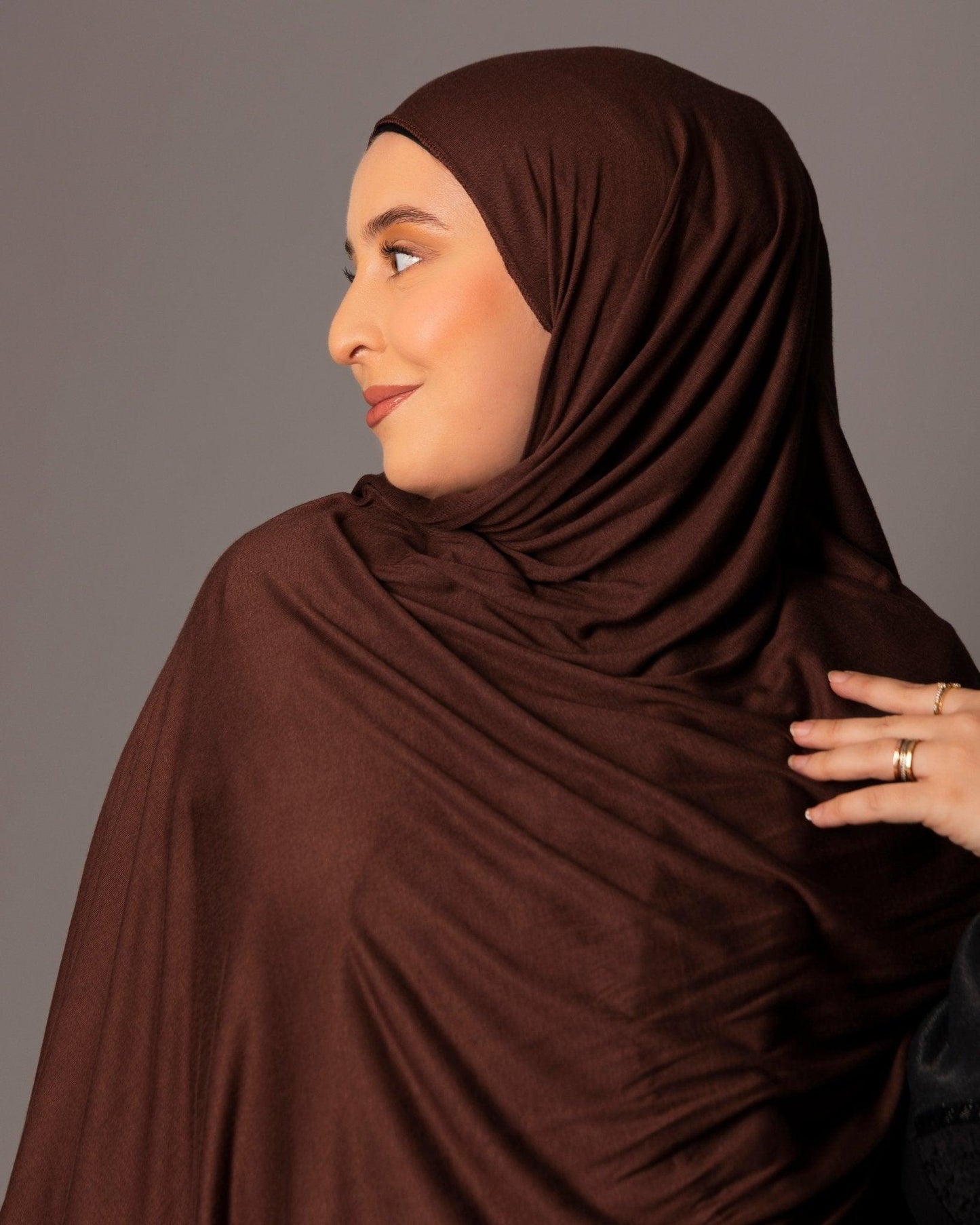 Premium oversize Jersey Hijab - Espresso Brown - Hals and Sals