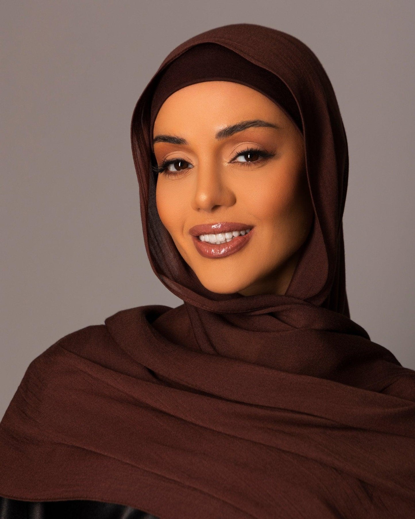 Premium Modal Hijab with matching under cap set – Auburn Brown - Hals and Sals