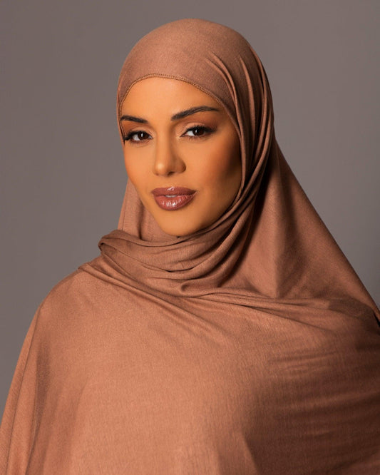 Premium oversize Jersey Hijab – Golden Sand - Hals and Sals