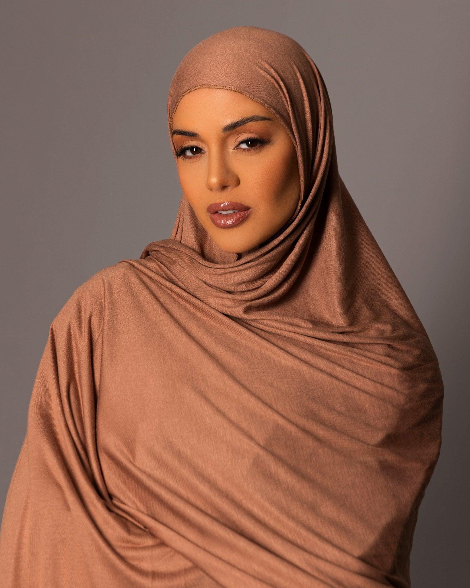 Premium oversize Jersey Hijab – Golden Sand - Hals and Sals