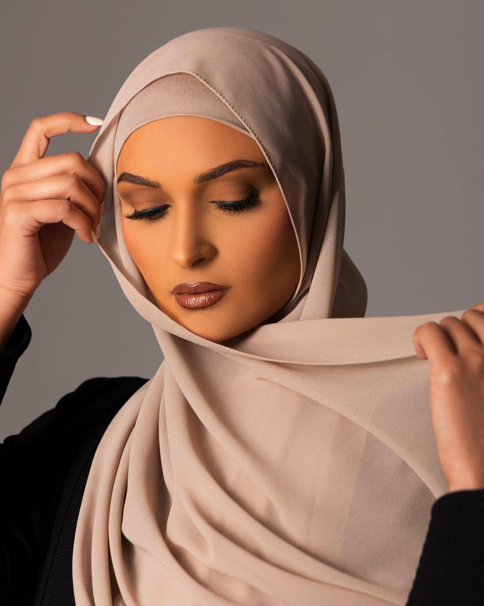 Chiffon Hijab with matching under cap set – Beige - Hals and Sals