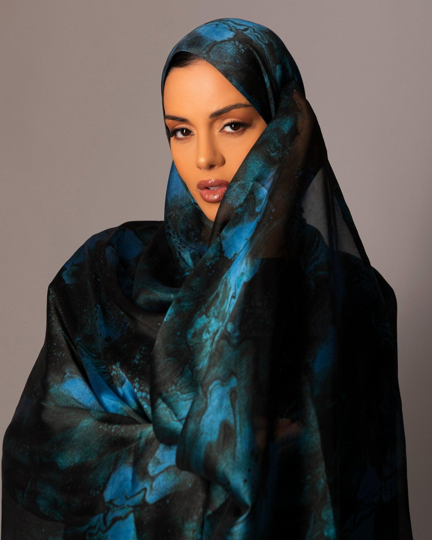 Printed Chiffon Hijab – Marble blue - Hals and Sals