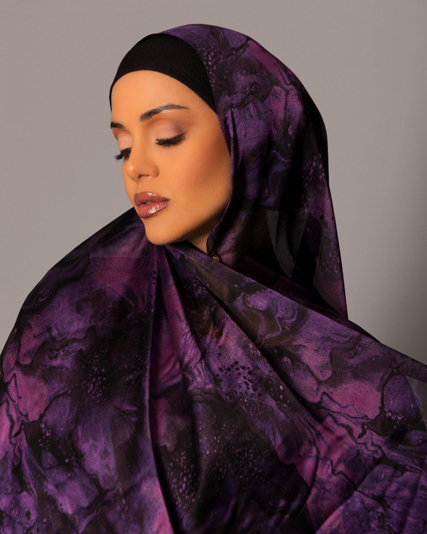 Printed Chiffon Hijab – Marble Amethyst - Hals and Sals