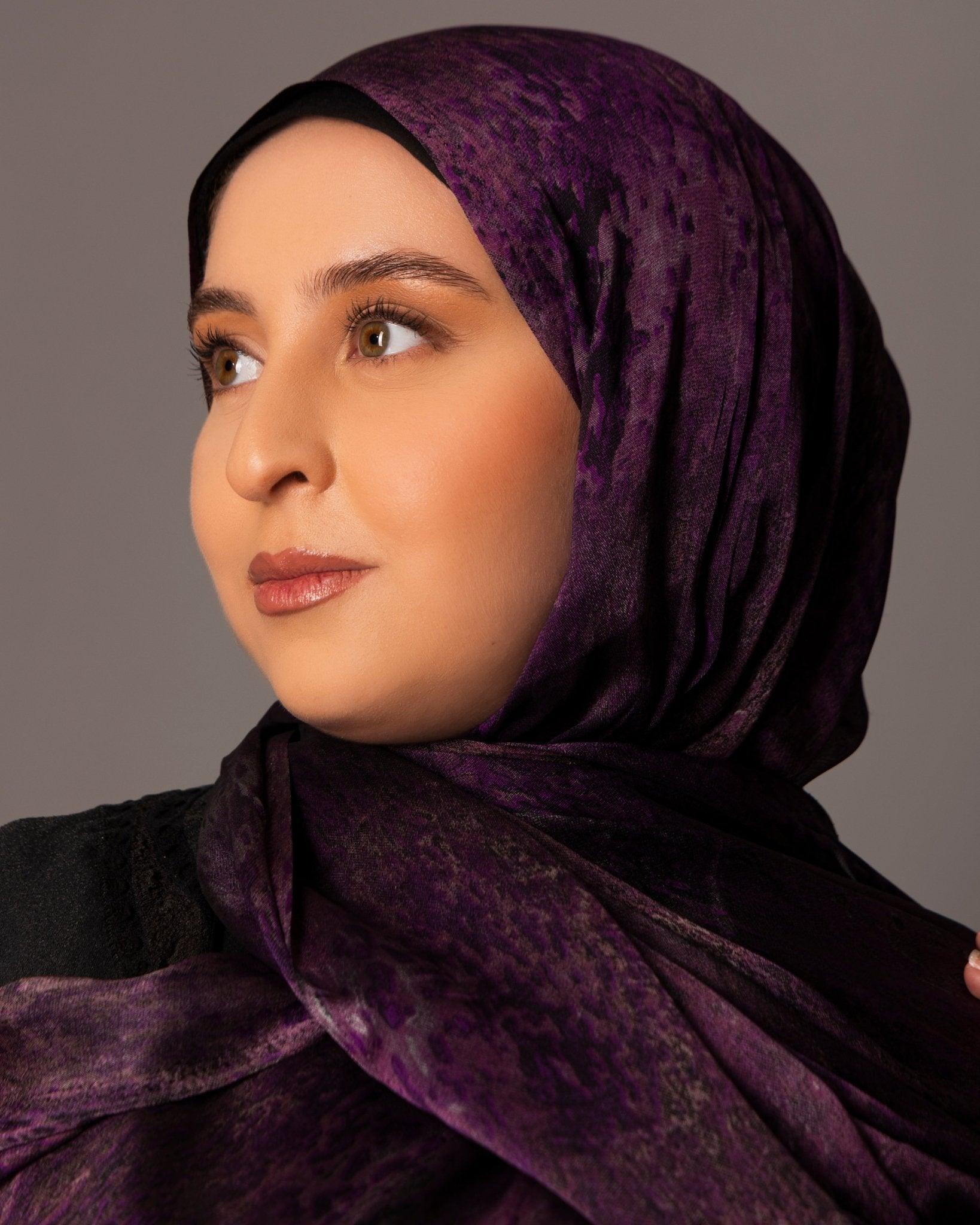 Printed Chiffon Hijab – Aged plum - Hals and Sals