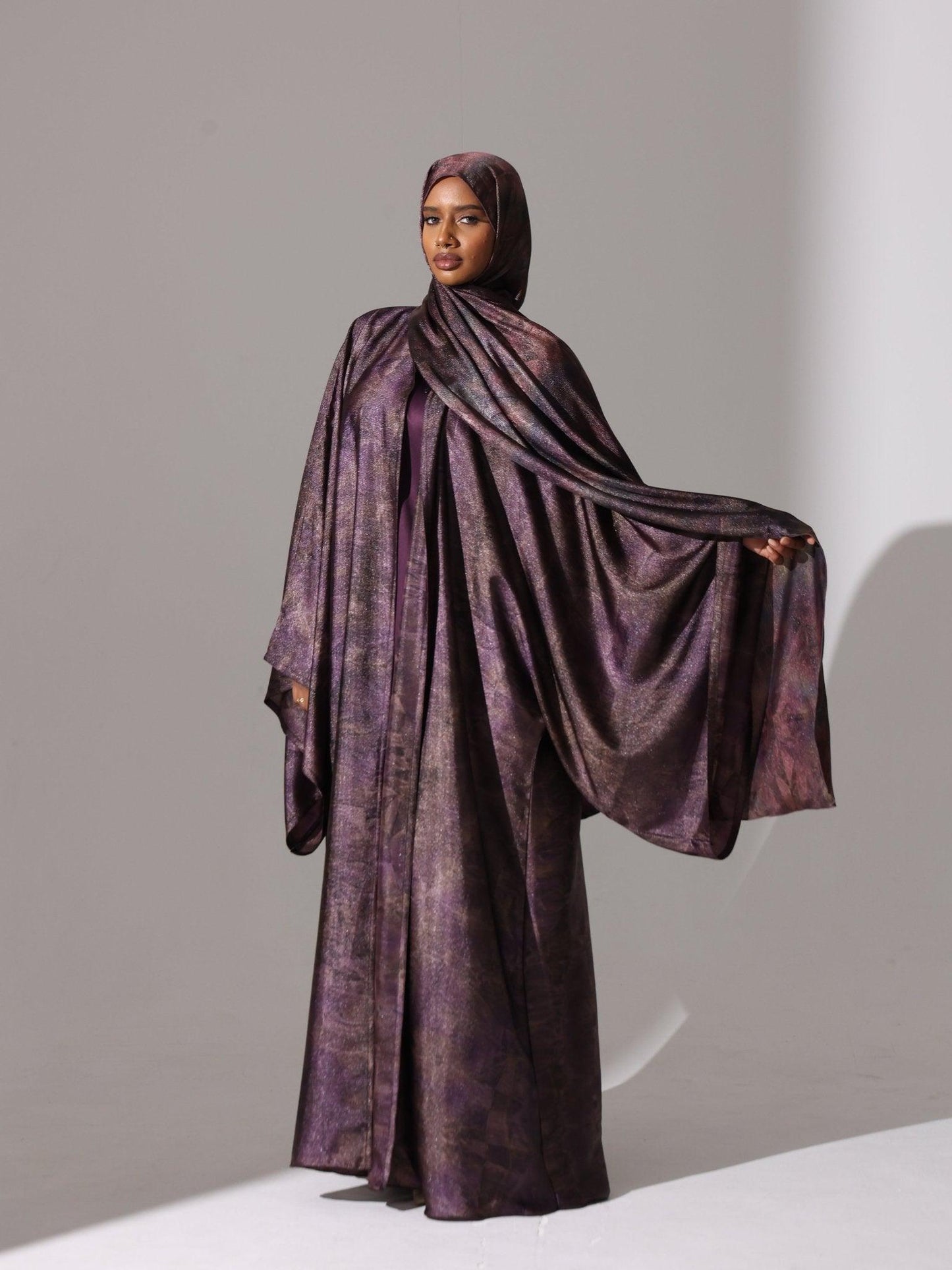 Plum Radiance Abaya - Hals and Sals