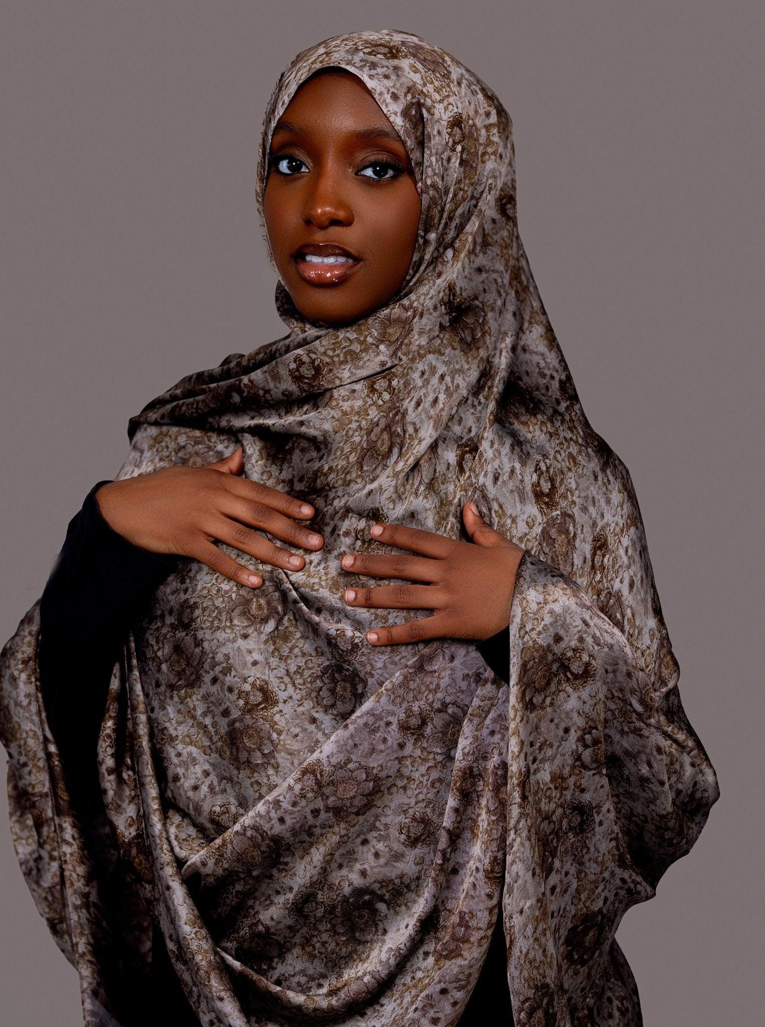 Printed Chiffon Hijab – Pearl Taupe - Hals and Sals