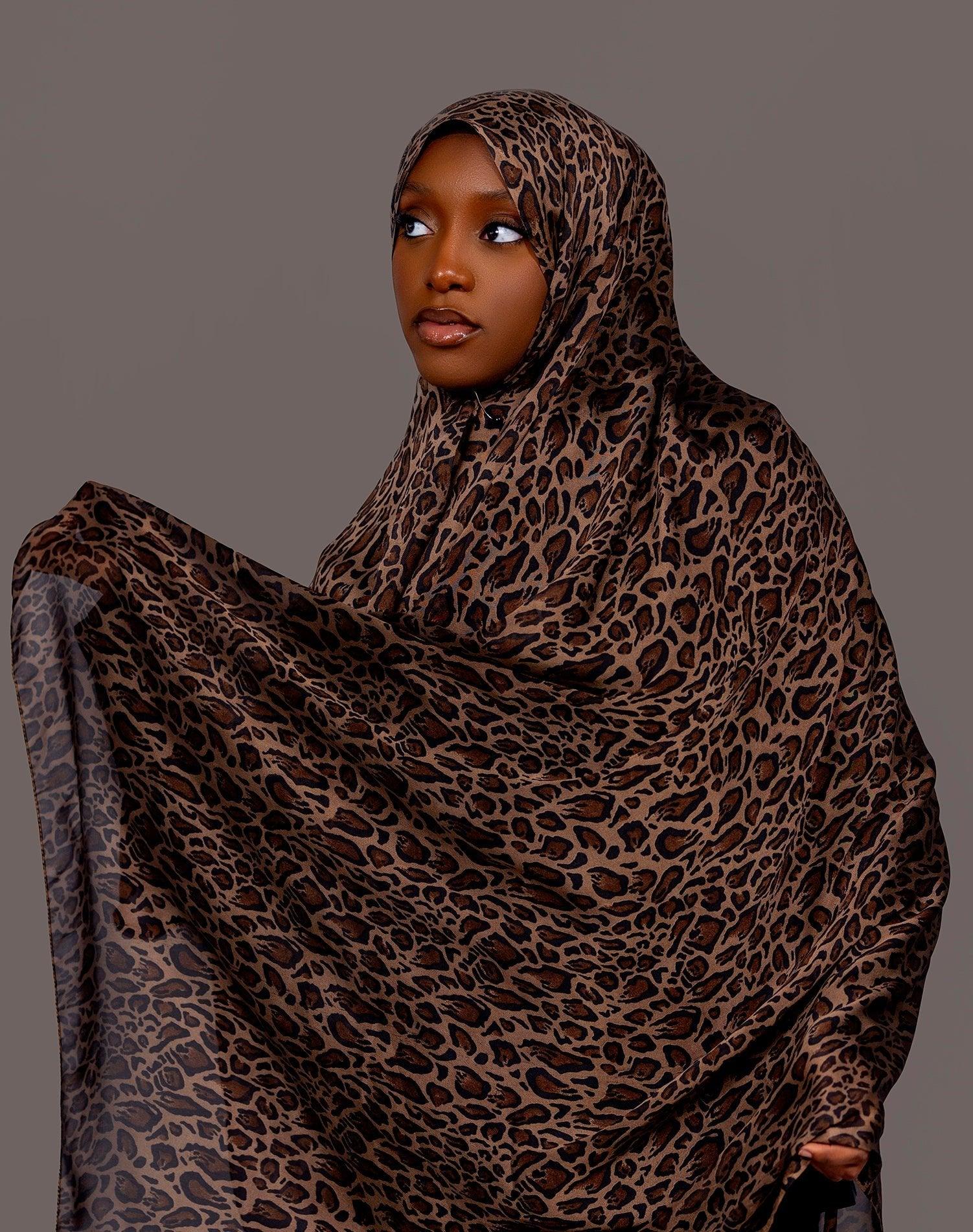 Printed Chiffon Hijab – Leopard Print Noor - Hals and Sals