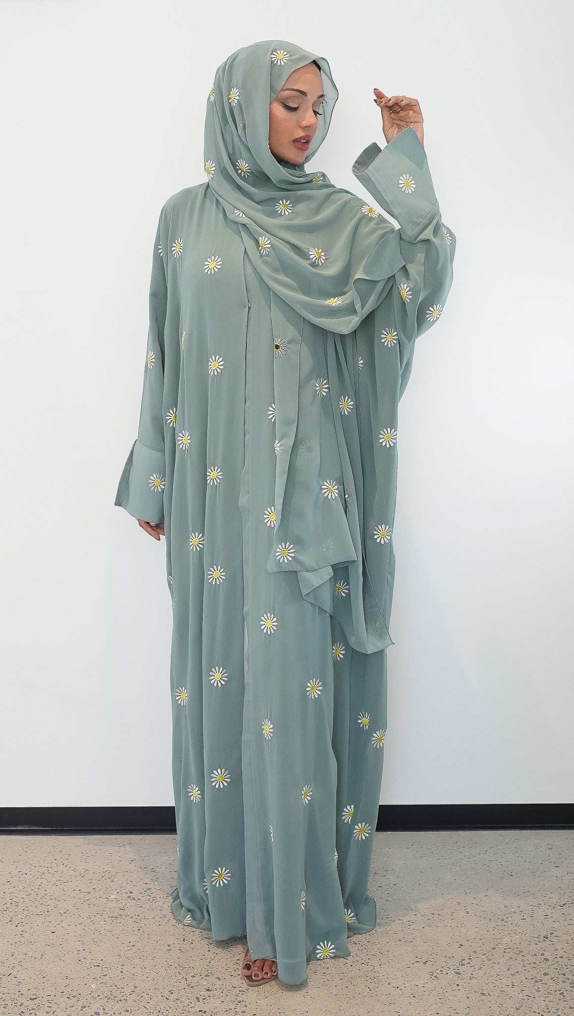 Zamzam Abaya