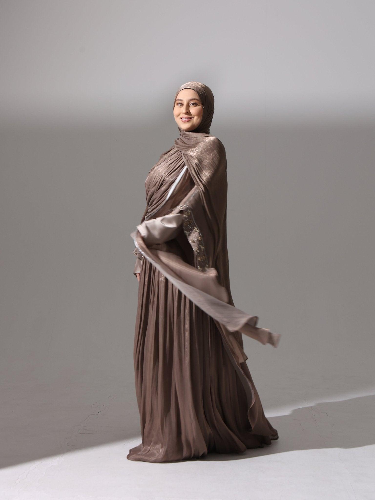 Taupe Elegance - Hals and Sals